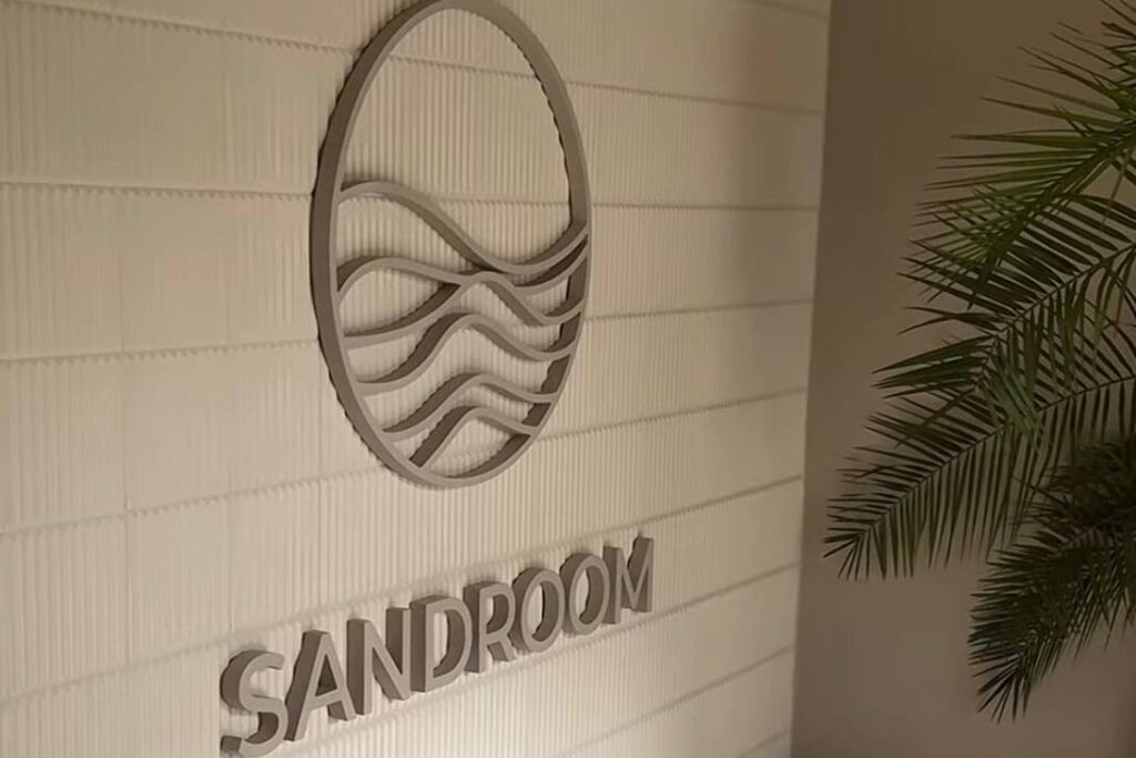 sandroom masaz warszawa